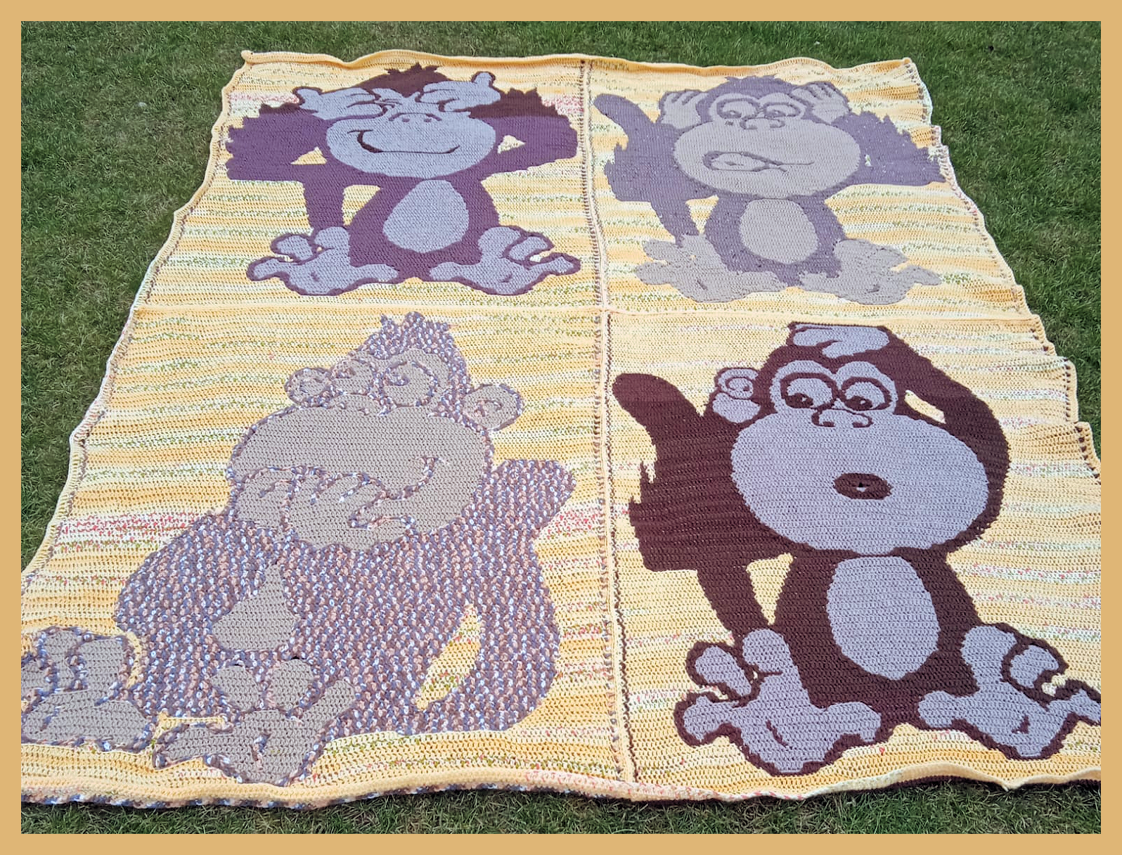 Four Mosaic Monkeys pattern