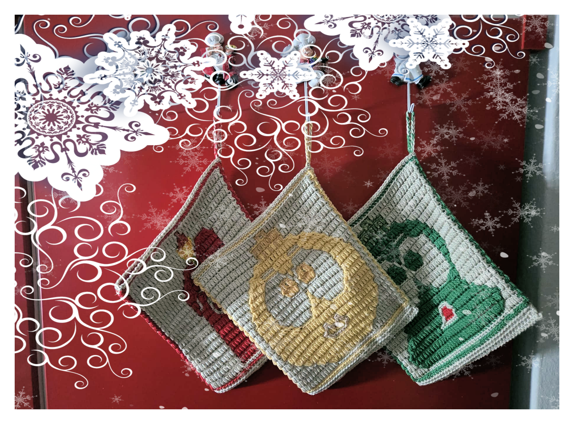 Mosaic Christmas 2025 pattern
