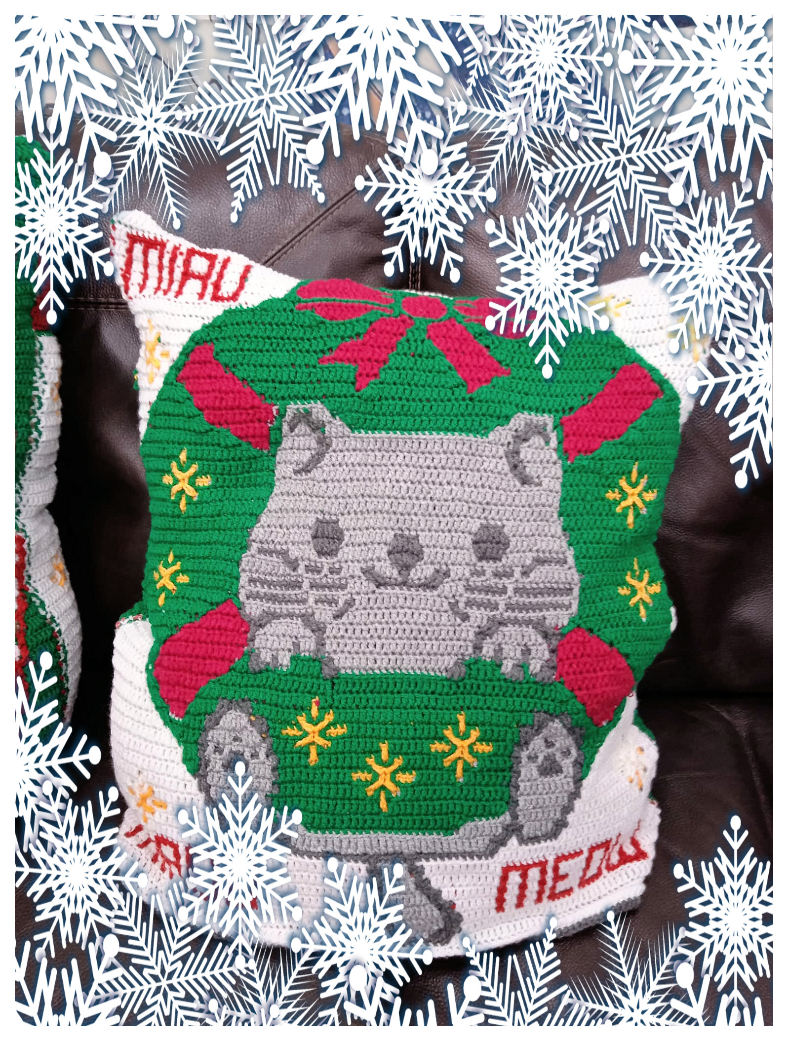 Mosaic Christmas Cat pattern