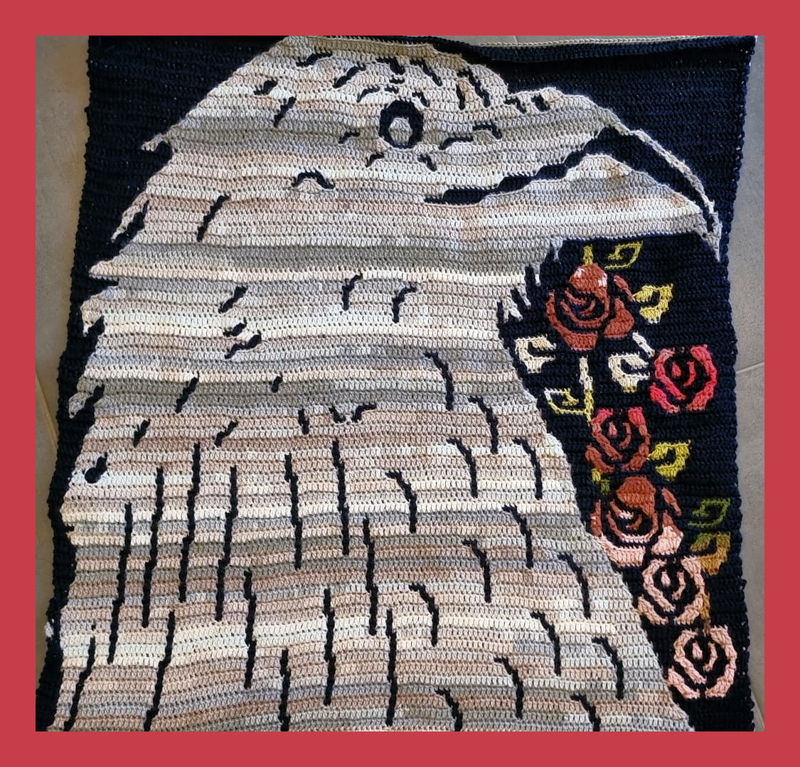 Mosaic Raven with roses pattern