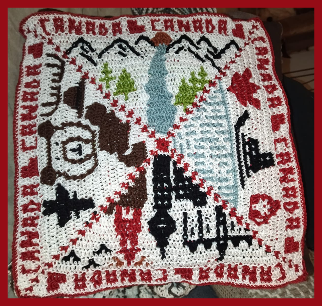 Mosaic trip Canada pattern