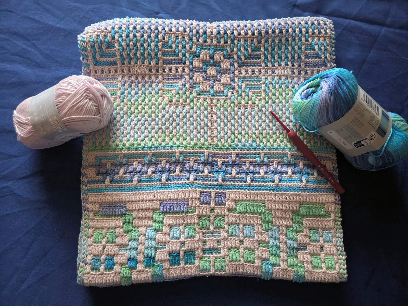 September Mosaic flow pattern