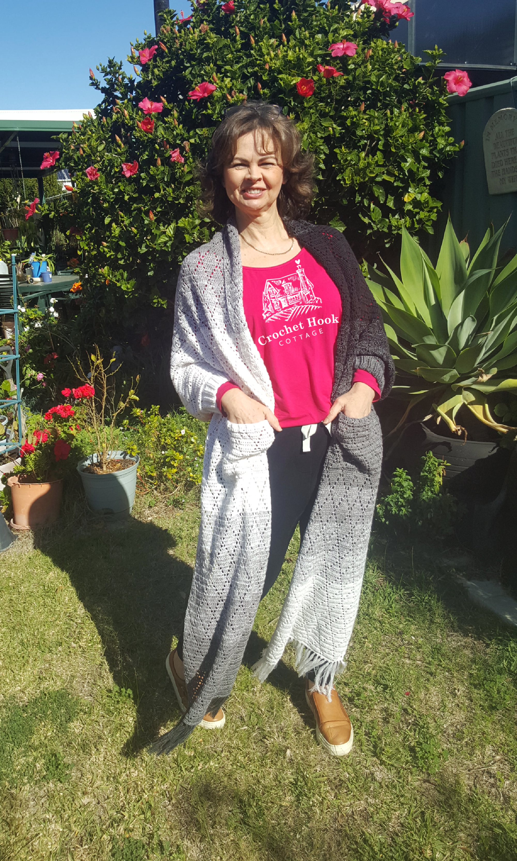 Diamonds Long Pocket Cocoon Shawl